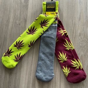 Basic Equipment 420 Leaf Print Crew Socks 3 Pair fits Shoe Size 6-12.5